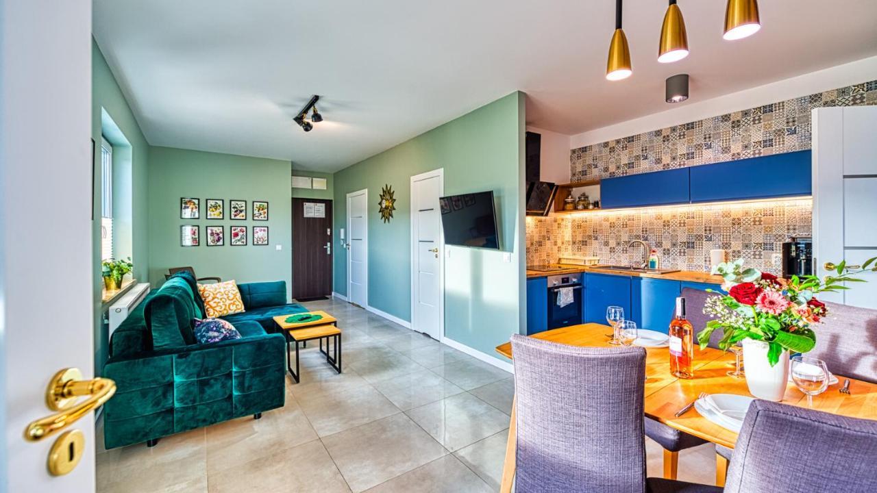 Kwiatowy - 5d Apartment *